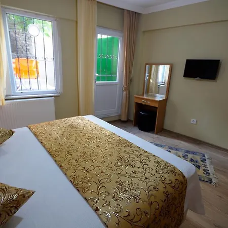 King Aparts Suites Aparthotel *