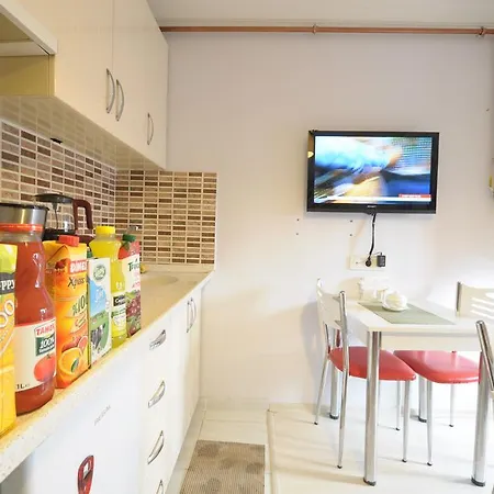 Aparthotel King Aparts Suites *